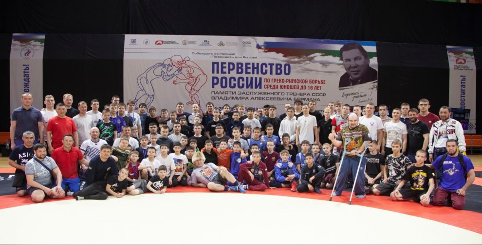 Именитые чемпионы по вольной борьбе провели мастер-класс в Ростове - hb-crm.ru